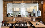 Innebereich mit Blick in die Küche BrauBrüder Arnsberg