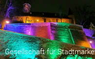 Siegens Stadtmauer illuminiert
